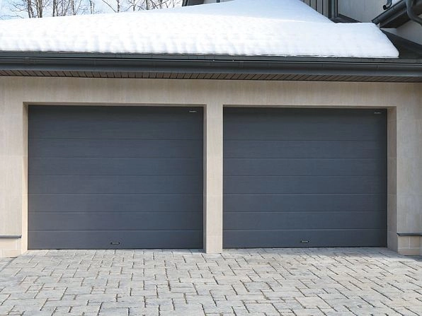 Секционные ворота 2500х2100 мм антрацитовые DoorHan RSD02, orel.doorhan.ru